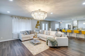 Silver Springs Home Walk to Downtown!
